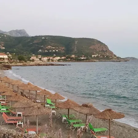 Dom wakacyjny Atha-tina:traditional Stone Homes *