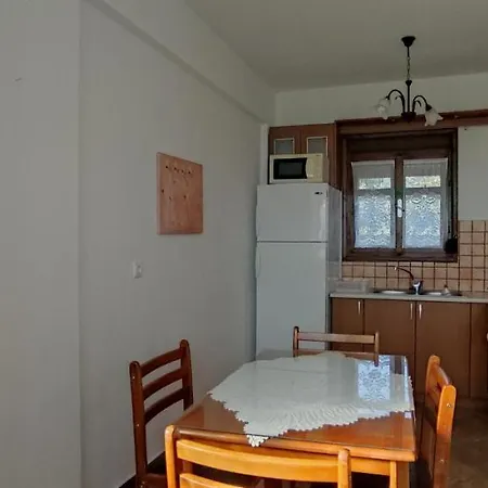 Atha-tina:traditional Stone Homes Ajos Nikolaos