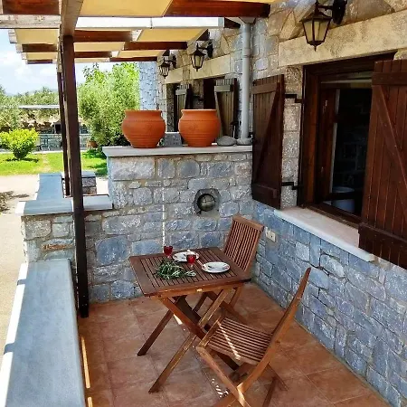 Atha-tina:traditional Stone Homes Dom wakacyjny *