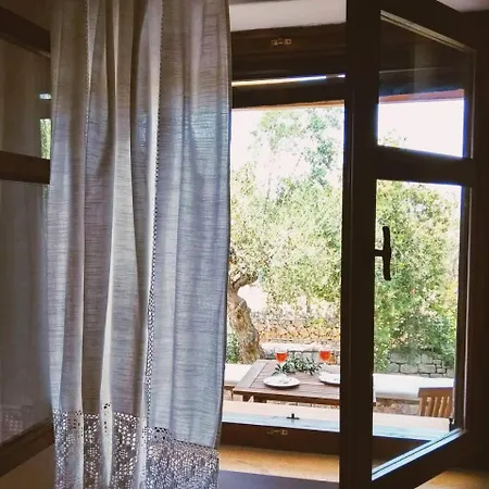 Atha-tina:traditional Stone Homes *