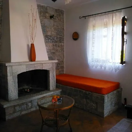 Atha-tina:traditional Stone Homes Ferienhaus