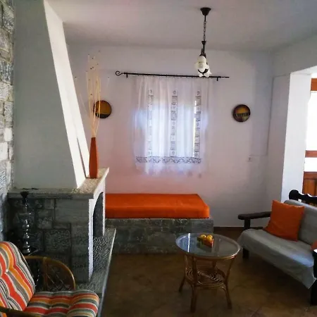 Dom wakacyjny Atha-tina:traditional Stone Homes *