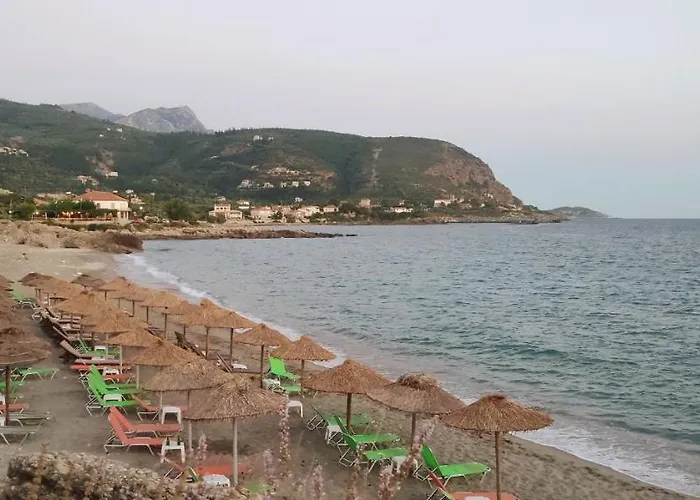 Vakantiehuis Atha-tina:traditional Stone Homes *