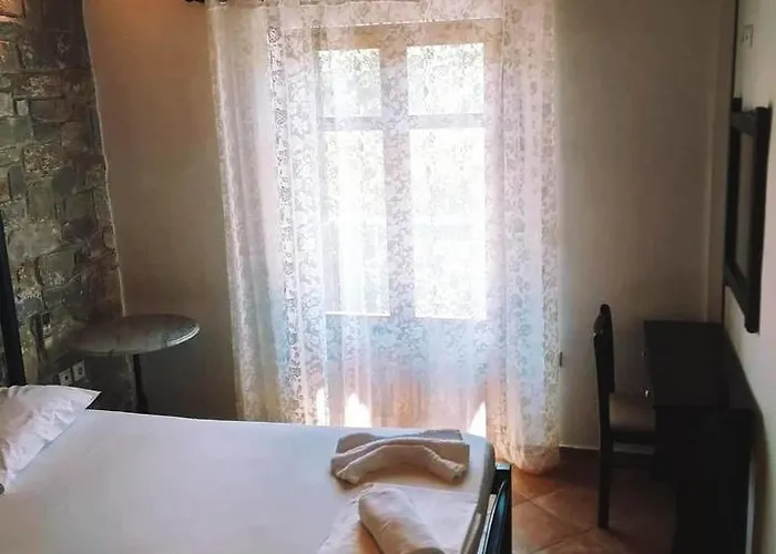 Atha-tina:traditional Stone Homes Agios Nikolaos (Mani)