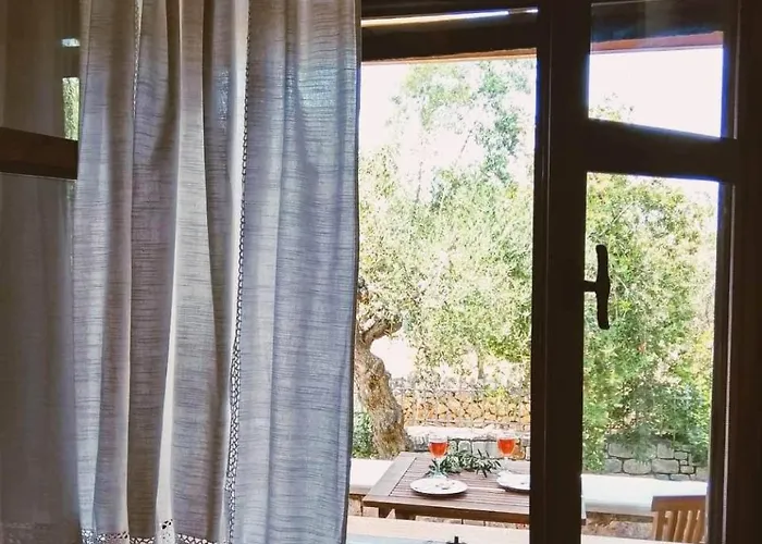 Atha-tina:traditional Stone Homes *