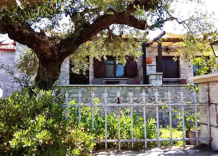 Atha-tina:traditional Stone Homes Vakantiehuis