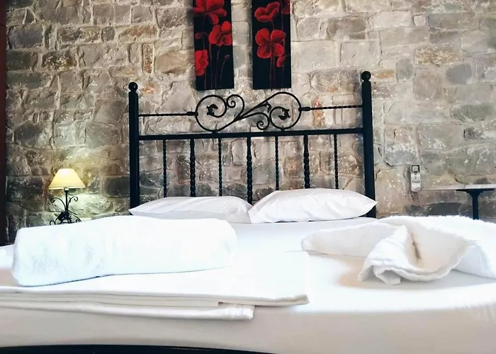 Vakantiehuis Atha-tina:traditional Stone Homes