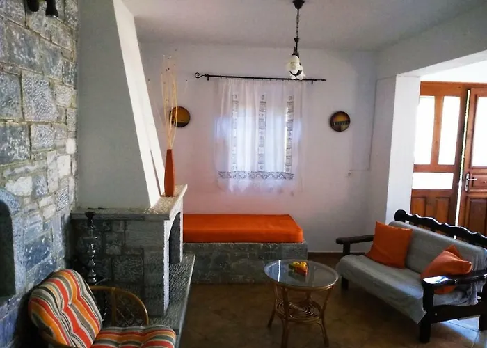 Vakantiehuis Atha-tina:traditional Stone Homes *